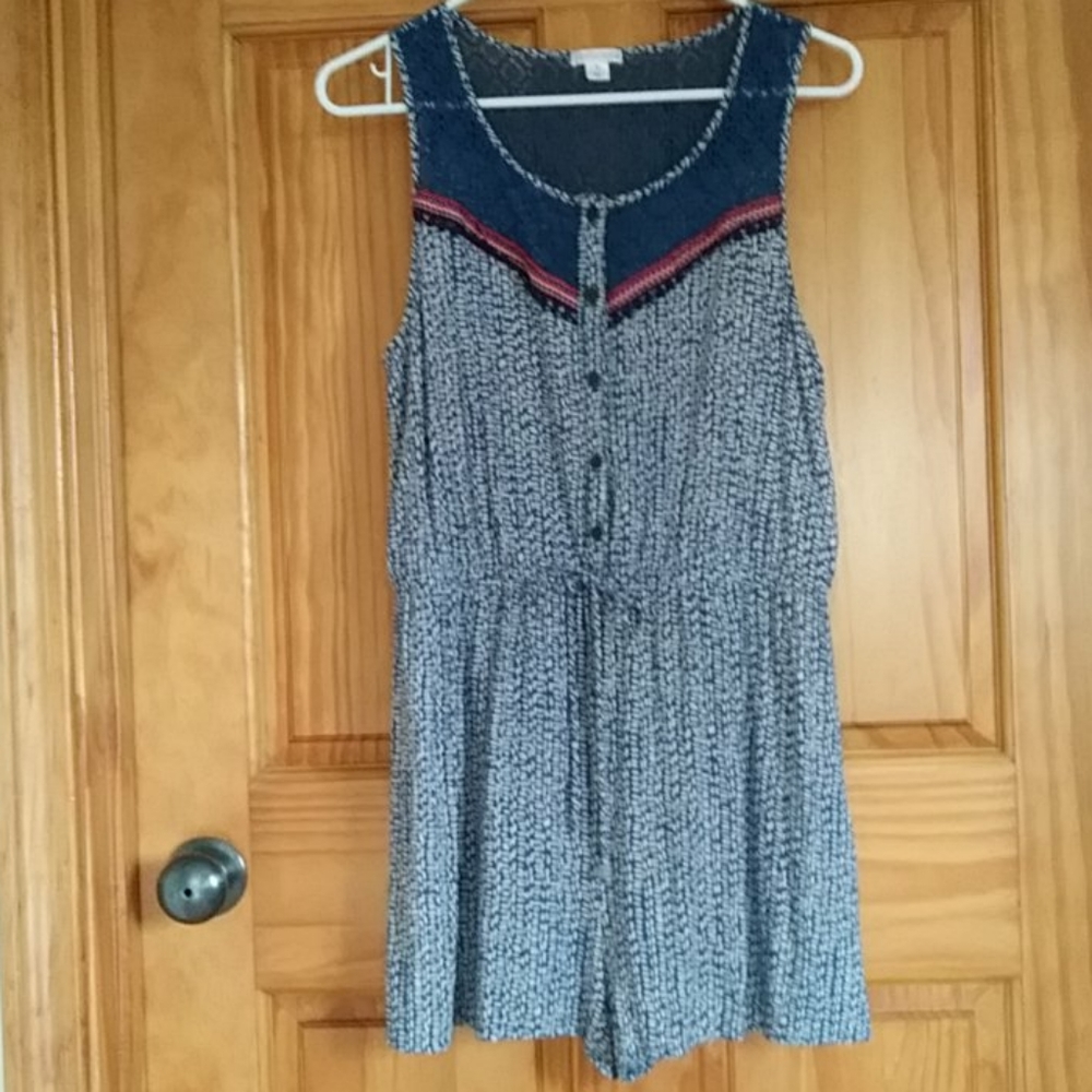 Xhilaration Open Accent Lightweight Romper Size XL